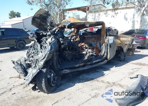 2017 Chevrolet Silverado 2500Hd Ltz z USA, uszkodzony, nr VIN 1GC1KWEGXHF209519
